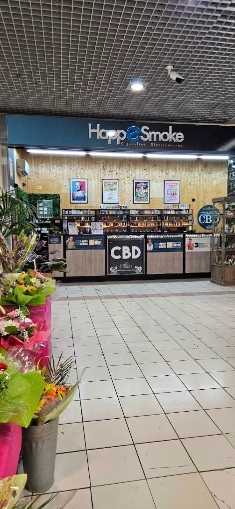 Vitrine du magasin HappeSmoke Manosque